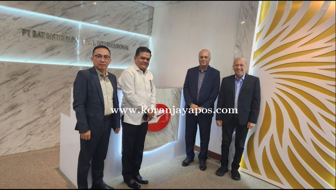 Komdigi dan OJK Harap Memblokir Situs Direktur Utama PT BAT Diduga Gunakan Banyak Identitas, Sebagai Penipu Investasi 